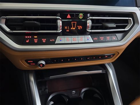 Used 2023 BMW 430i Coupe w/ M Sport Package image 25