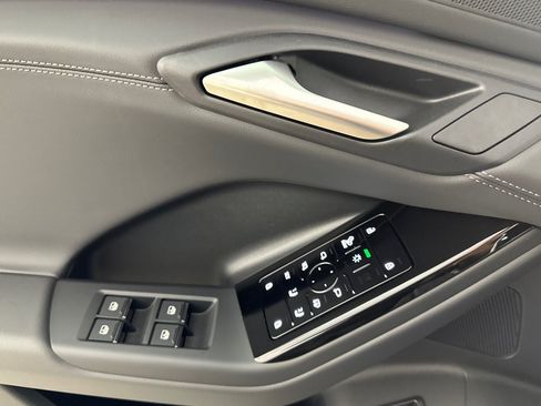 New 2027 Audi Q6 e-tron Premium Plus AWD/4WD image 10