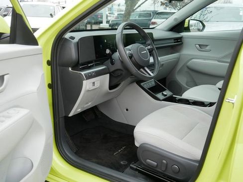 Used 2024 Hyundai Kona SEL FWD image 12