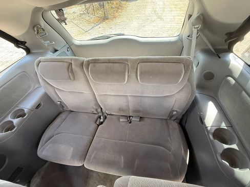 Used 2006 Toyota Sienna FWD image 17