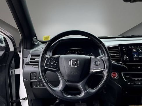 Used 2023 Honda Passport TrailSport image 17