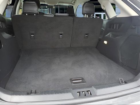 Used 2023 Ford Edge Titanium image 16