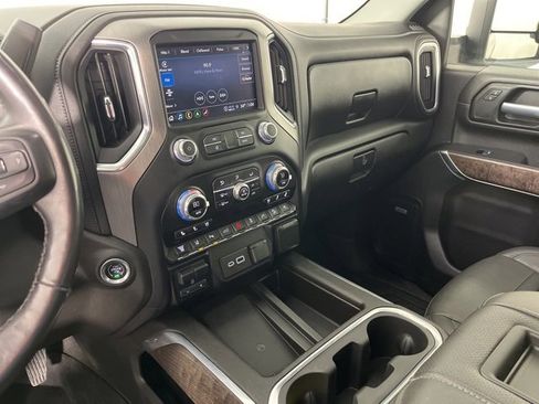 Used 2021 GMC Sierra 3500 Denali w/ Denali Ultimate Package image 15