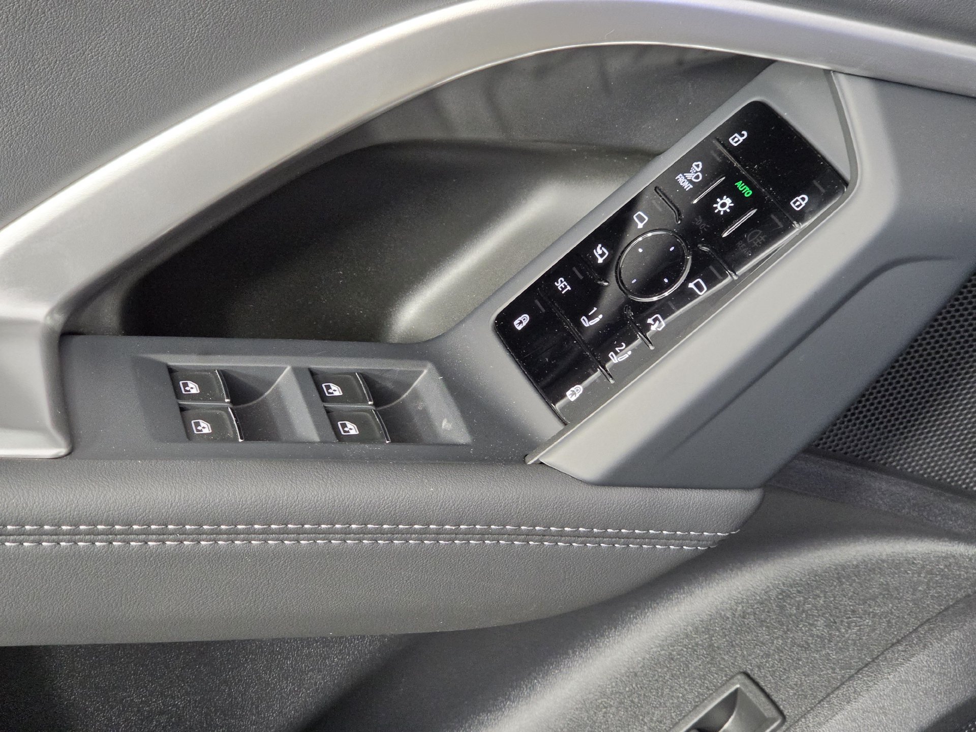 New 2026 Audi Q5 Premium AWD/4WD image 16