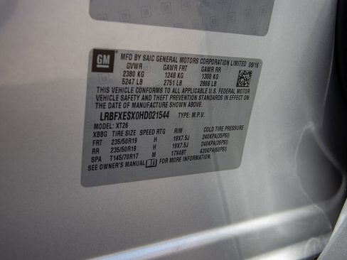 Used 2017 Buick Envision Premium image 28