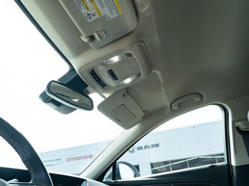 Used 2023 Buick Envision Essence w/ Sport Touring Package FWD image 18