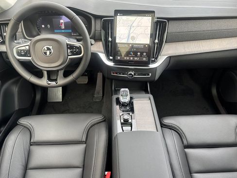 New 2026 Volvo XC90 T8 Ultra w/ Protection Package AWD/4WD image 14