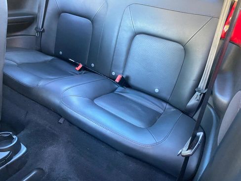 Used 2009 Volkswagen Beetle Coupe image 27