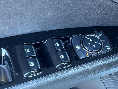Used 2013 Ford Fusion SE FWD image 13