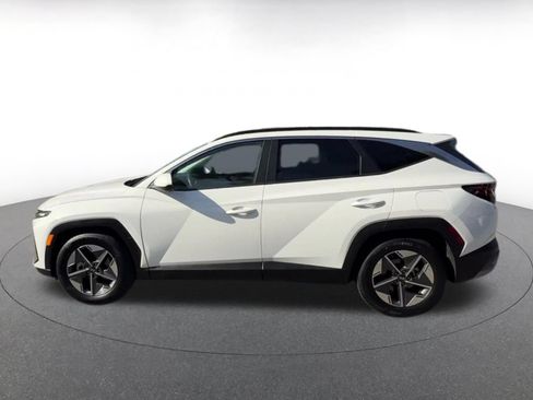 Used 2025 Hyundai Tucson SEL FWD image 8