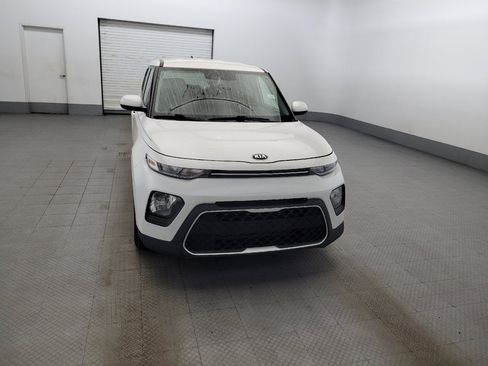 Used 2020 Kia Soul LX FWD image 14