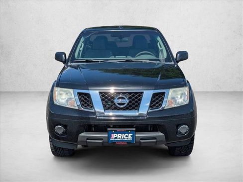 Used 2013 Nissan Frontier SV AWD/4WD image 2