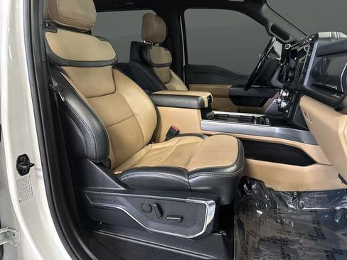 Used 2023 Ford F450 Lariat w/ Lariat Ultimate Package image 34