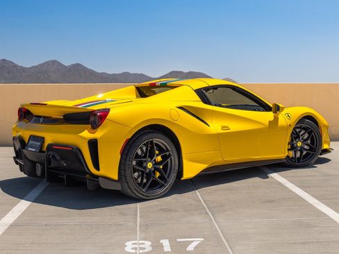 Used 2020 Ferrari 488 Pista Spider RWD image 43