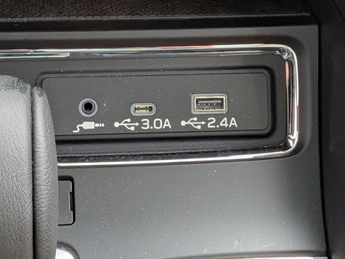 Certified 2025 Subaru Ascent Limited w/ Popular Package #1 image 23