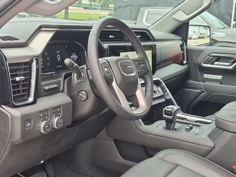 Used 2026 GMC Sierra 1500 Denali w/ Technology Package AWD/4WD image 10