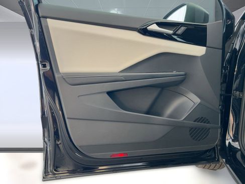 New 2026 Volkswagen Taos S image 21