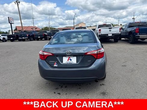 Used 2016 Toyota Corolla LE FWD image 4