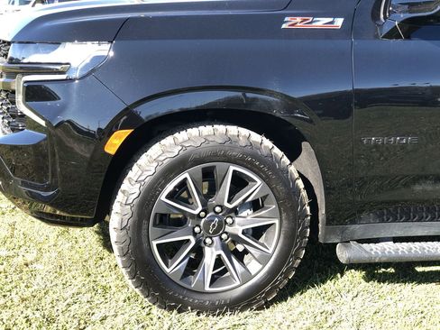 Used 2022 Chevrolet Tahoe Z71 w/ Z71 Off-Road Package image 2