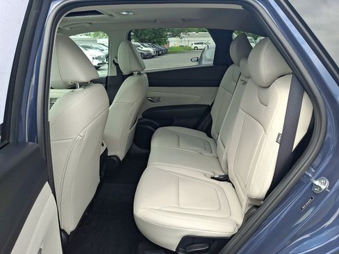 Certified 2025 Hyundai Tucson SEL AWD/4WD image 11