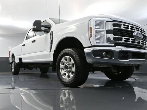 Used 2024 Ford F350 XLT w/ FX4 Off-Road Package image 51