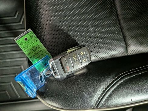 Used 2021 RAM 2500 Limited image 38