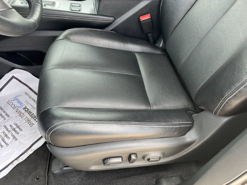 Used 2023 Nissan Murano SL w/ SL Moonroof Package FWD image 14