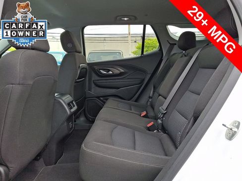 Used 2023 GMC Terrain SLE FWD image 10
