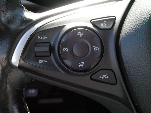 Used 2019 Buick Envision Premium w/ Driver Confidence Package image 25