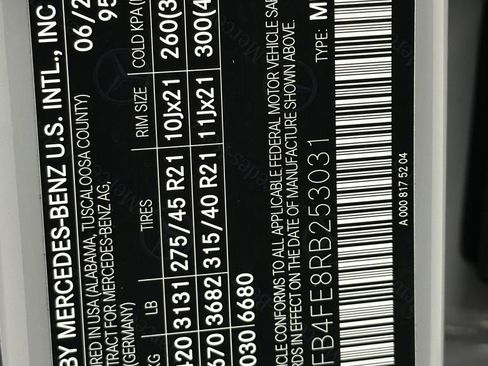 Certified 2024 Mercedes-Benz GLE 350 4MATIC w/ AMG Line Exterior image 40