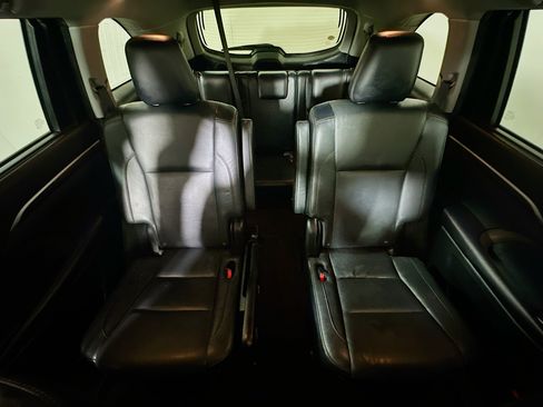 Used 2016 Toyota Highlander Limited AWD/4WD image 30