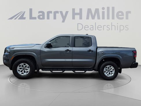 Used 2026 Nissan Frontier S AWD/4WD image 2