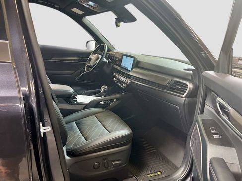 Used 2025 Kia Telluride EX X-Line AWD/4WD image 31