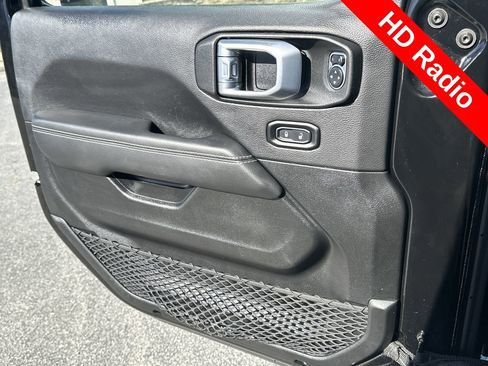 Used 2021 Jeep Gladiator Overland w/ Popular Equipment Package image 17