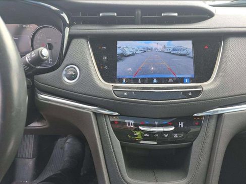 Used 2023 Cadillac XT5 Premium Luxury w/ Technology Package image 8