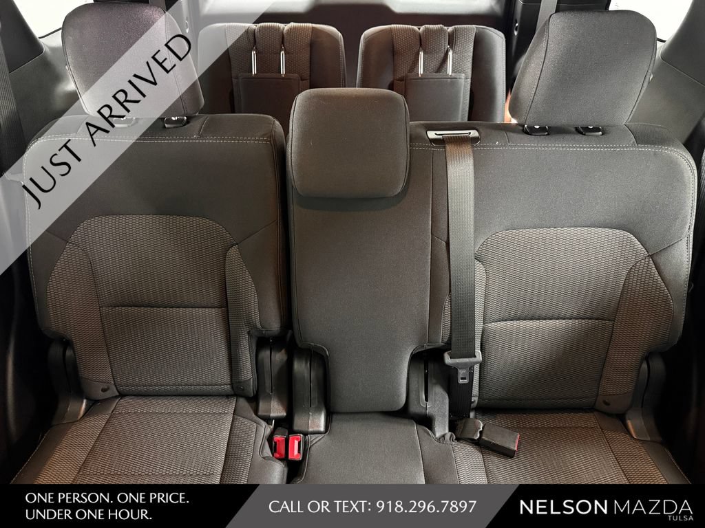 Used 2019 Ford Explorer XLT FWD image 30