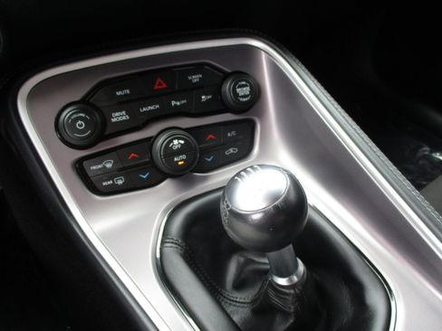 Used 2021 Dodge Challenger R/T Scat Pack RWD image 29