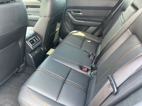 New 2025 MAZDA CX-50 2.5 Hybrid w/ Premium Plus Pkg image 11