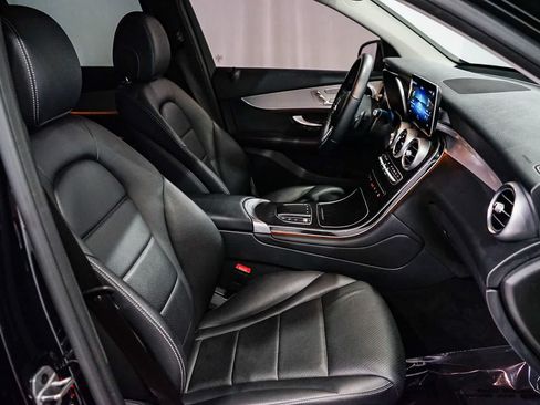 Certified 2022 Mercedes-Benz GLC 300 image 15