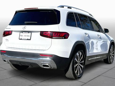 Used 2022 Mercedes-Benz GLB 250 image 12