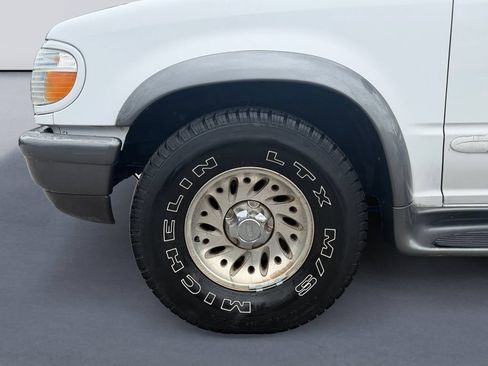Used 1998 Ford Explorer Sport RWD image 10