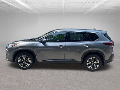 Used 2021 Nissan Rogue SV AWD/4WD image 2