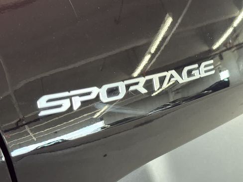 Used 2026 Kia Sportage EX w/ EX Panorama Roof Package FWD image 11