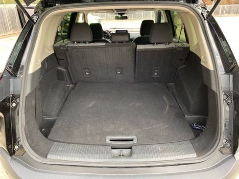 Used 2023 Nissan Rogue SV image 32