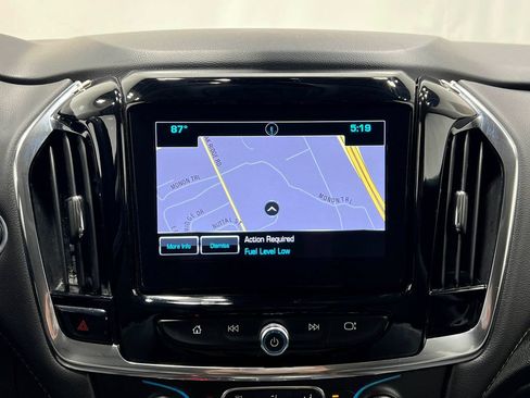 Used 2019 Chevrolet Traverse LT w/ LT Premium Package AWD/4WD image 11