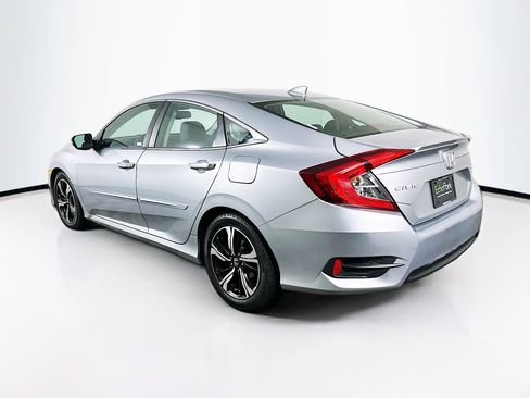 Used 2016 Honda Civic Touring image 5