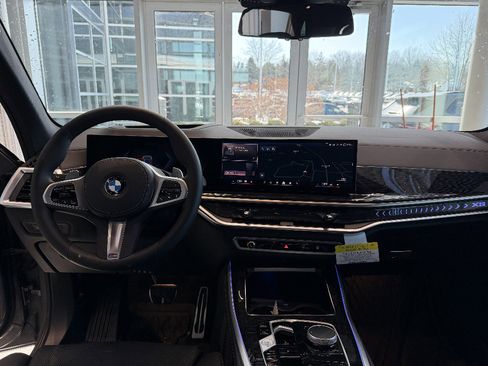New 2026 BMW X5 xDrive40i w/ M Sport Package AWD/4WD image 15