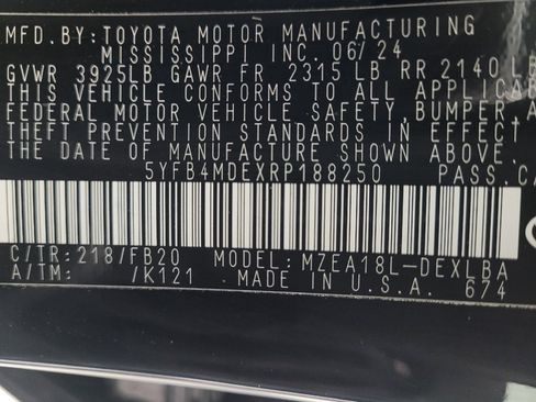 Used 2024 Toyota Corolla LE FWD image 33