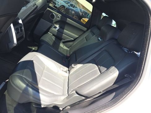 Used 2020 Land Rover Range Rover Sport HSE AWD/4WD image 39
