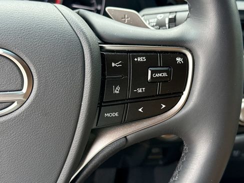 Used 2025 Lexus ES 350 w/ Premium Package FWD image 27